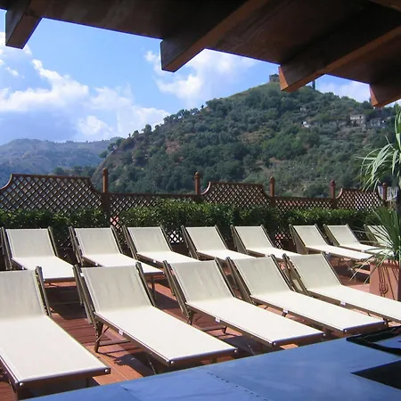 Hotel D'orange D'alcantara 3*